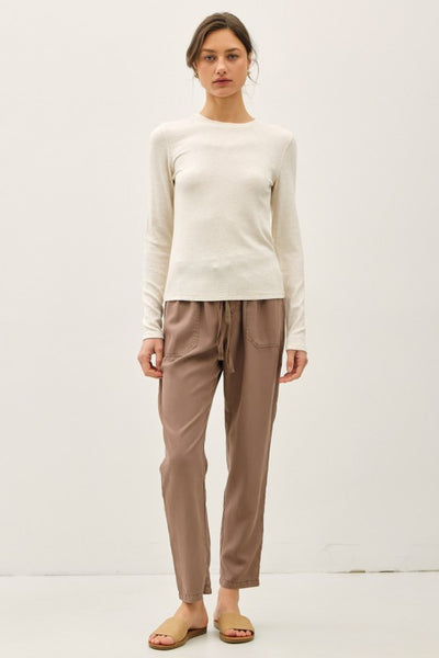 Ribbed Crewneck Basic Top