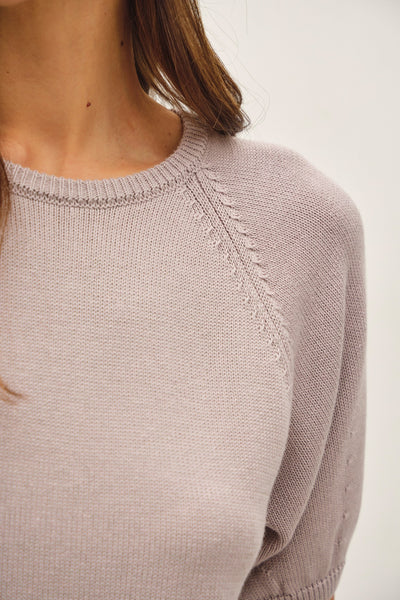 Short Raglan Sleeve Sweater Top