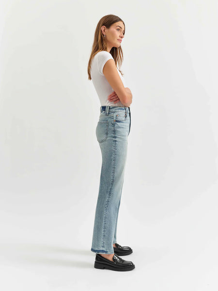 Sundaze High Rise Vintage Straight Jeans