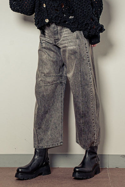 Faded Barrel Jeans